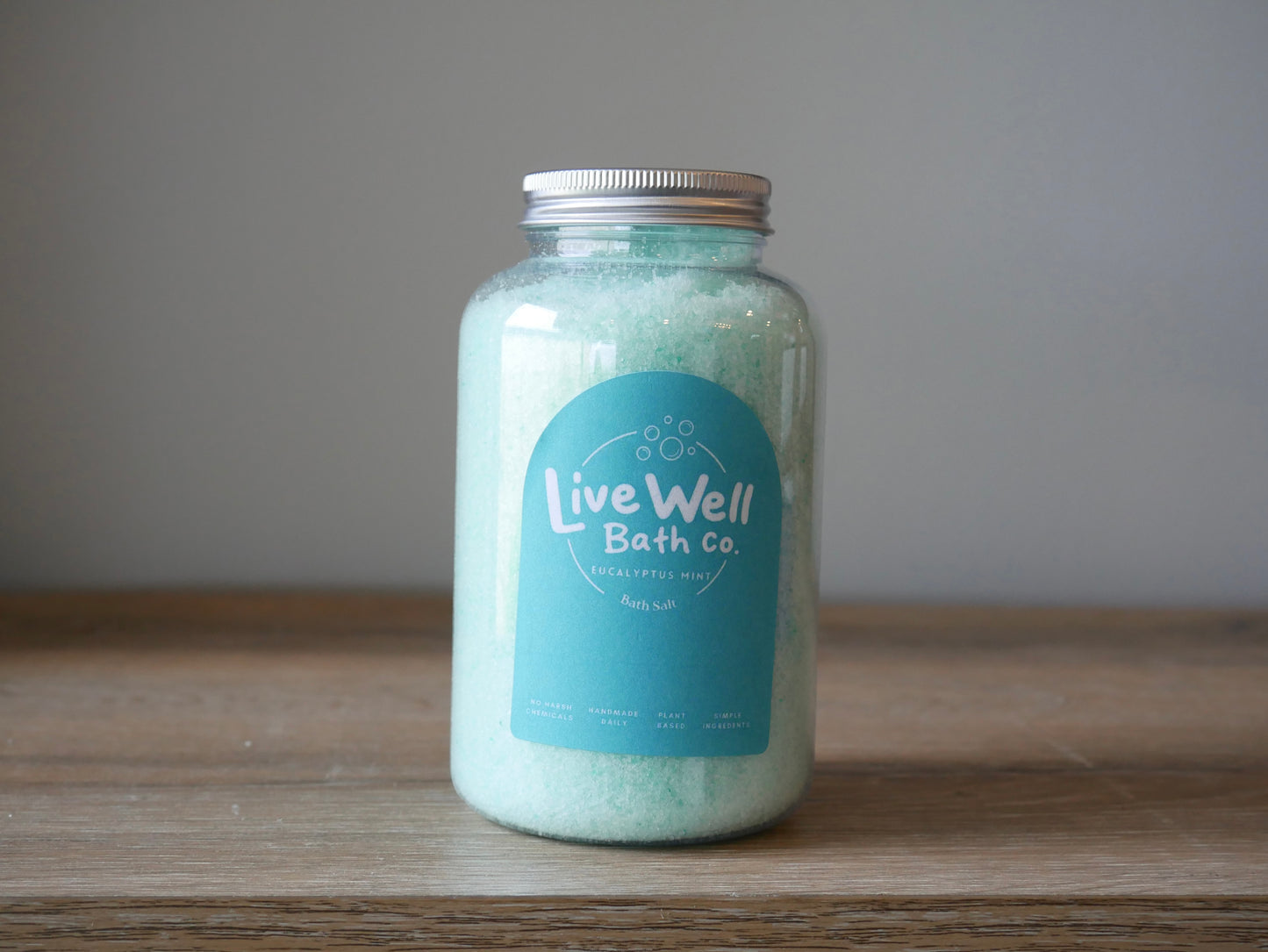 Live Well Bath Co β Eucalyptus Mint Bath Salts (16 oz)