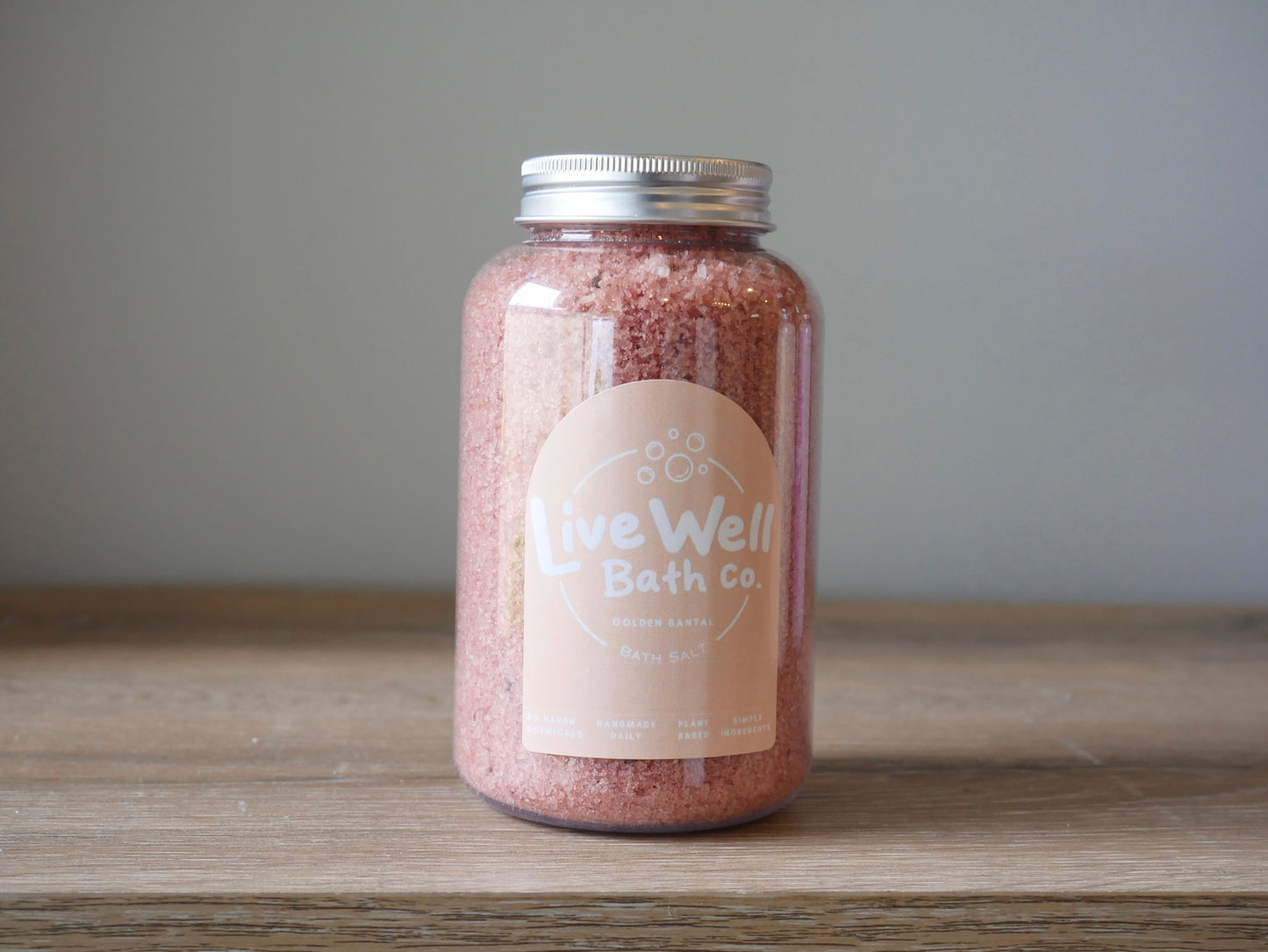 Live Well Bath Co – Golden Santal Bath Salts (16 oz)